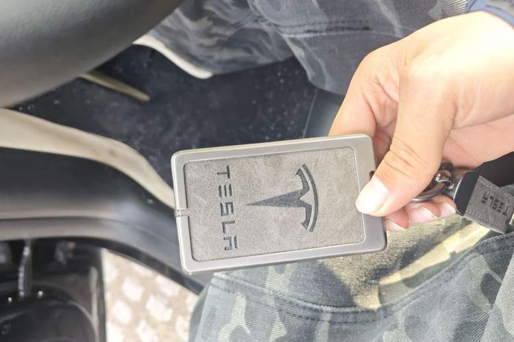 Used Tesla Model Y 2023 Rear-Wheel-Drive Version