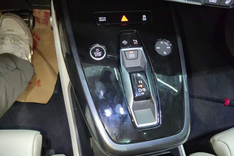 Used Audi Q4 e-tron 2024 40 e-tron Boundary Edition
