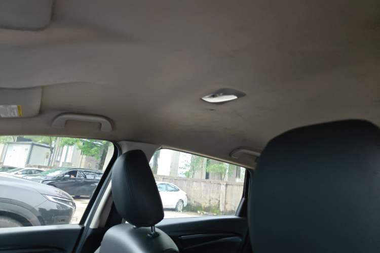 Used Honda Fit 2014 1.5L LX CVT Comfort Model Headliner