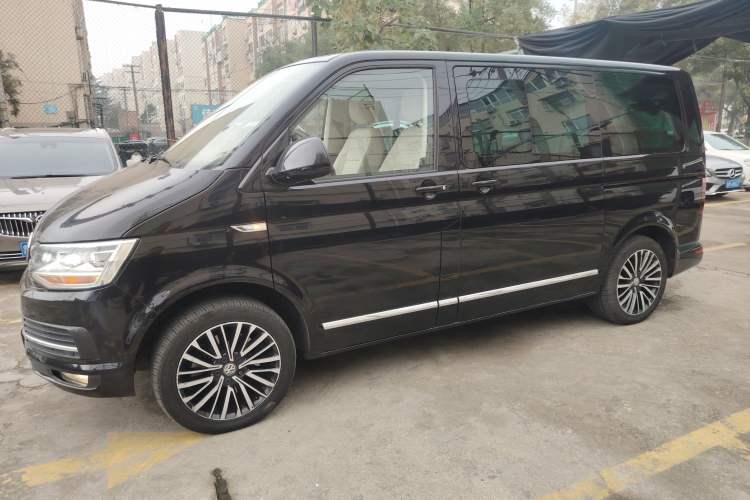 Used Volkswagen Multivan 2018 2.0 TSI 4x4 Prestige Edition 7-Seater
