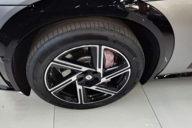 Used Xiaomi Auto YU7 2025 Ultra-Long Range Rear-Wheel Drive Version

