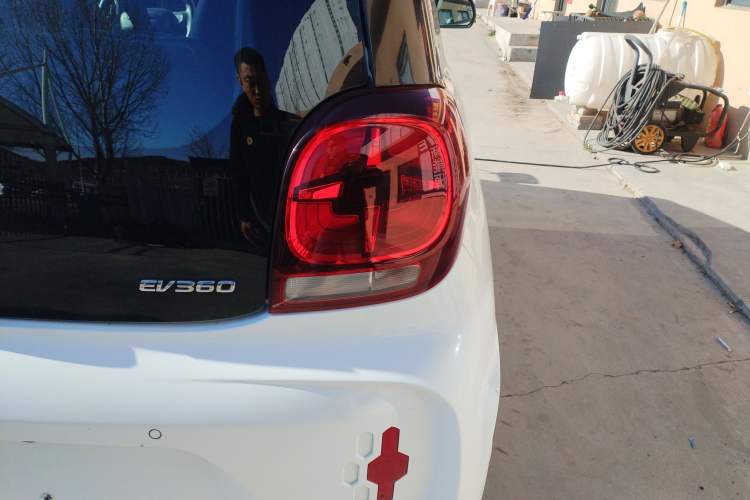 Used Roewe Clever 2022 311km QiQi BoBo Edition Exterior 3