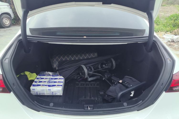 Used Mercedes-Benz E-Class 2021 E 300 L Sporty and Stylish Model