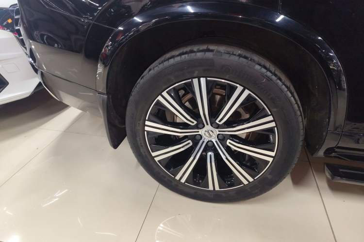 Used Volvo XC90 2020 T5 Smart Drive Luxury Edition 5 Seats
