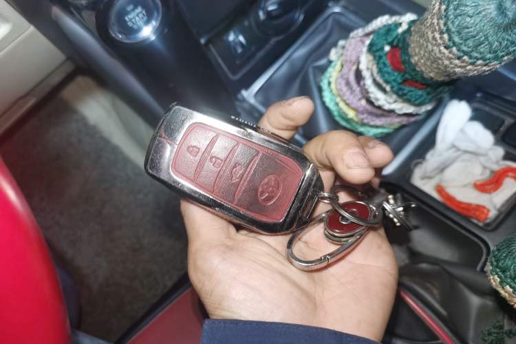 Used Toyota Prado 2015 2.7L Manual Transmission