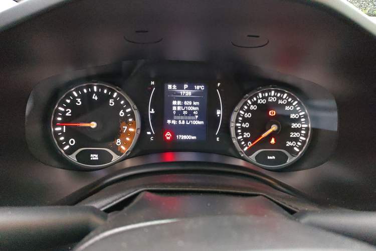 Used Jeep Renegade 2018 Connected Large Screen Version 180T Automatic High-Energy Edition Instrument Cluster