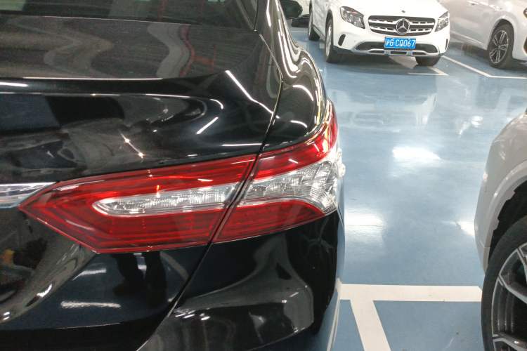 Used Toyota Camry 2018 2.0G Luxury Edition
