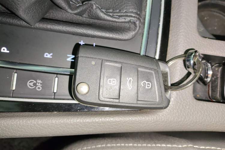 Used Volkswagen Golf 2015 1.4TSI Automatic Flagship Model
