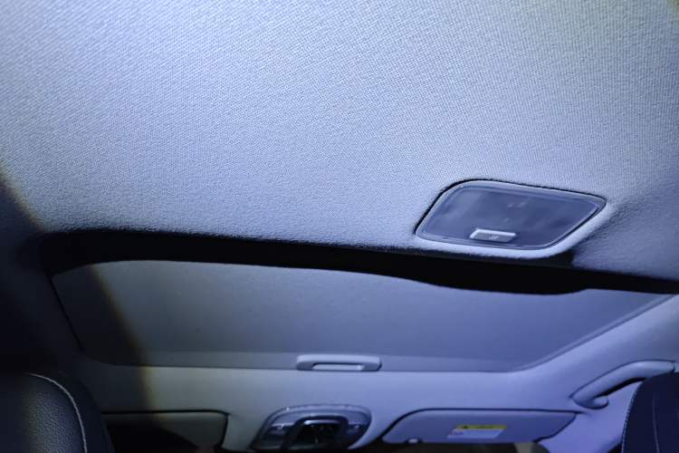 Used Hyundai Elantra 2022 1.5L CVT LUX Prestige Edition
