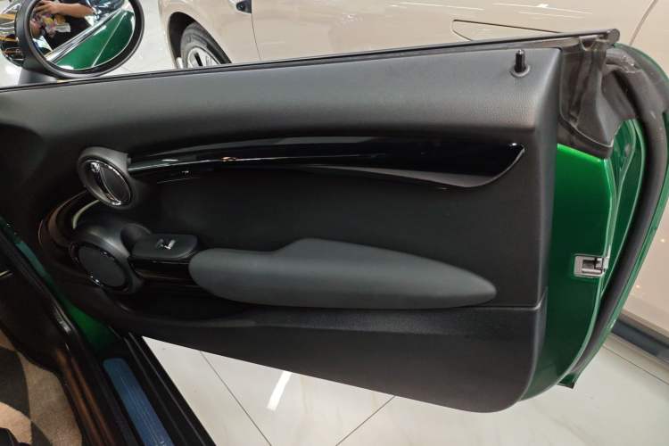 Used MINI MINI 2022 Updated 1.5T COOPER Classic Edition