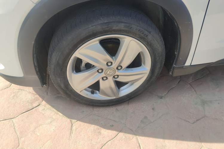 Used Honda Vezel 2020 1.5L CVT Elite Edition
