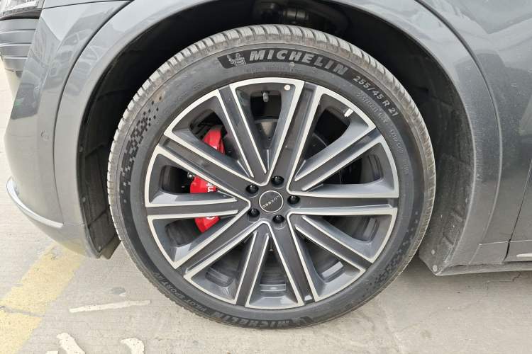 Used Hima Luxeed R7 2025 Extended-Range 331km Ultra Exterior 4