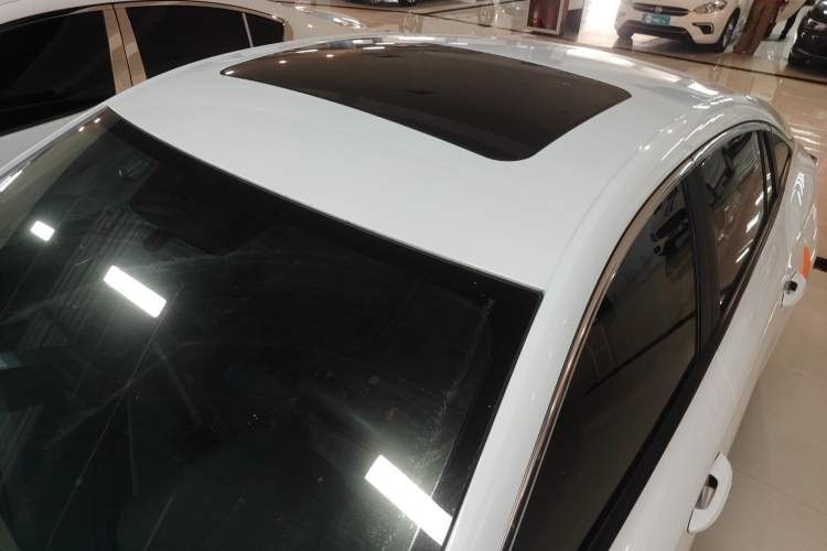 Used MG 5 2021 180 DVVT CVT Youthful Style Edition