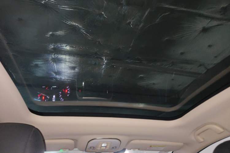 Used BYD Song MAX 2017 1.5T Automatic Smart Connect Prestige 7-Seater Headliner