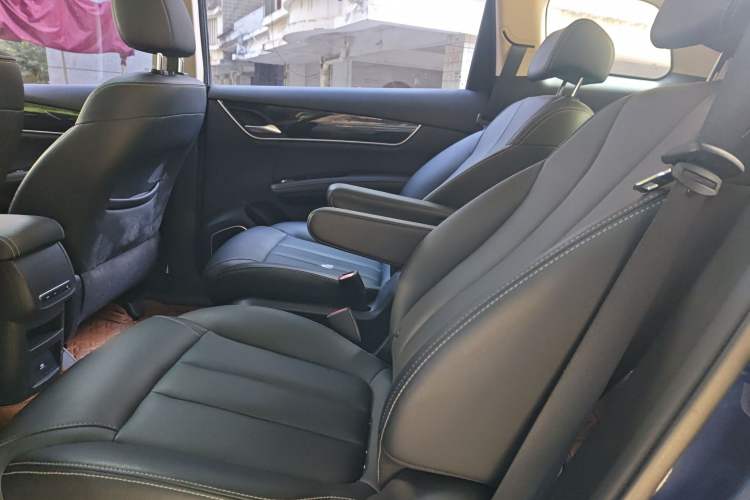 Used BYD Song MAX 2019 1.5T Automatic Smart Connect Ruiyi Sunroof Version 6 Seats China VI Standard