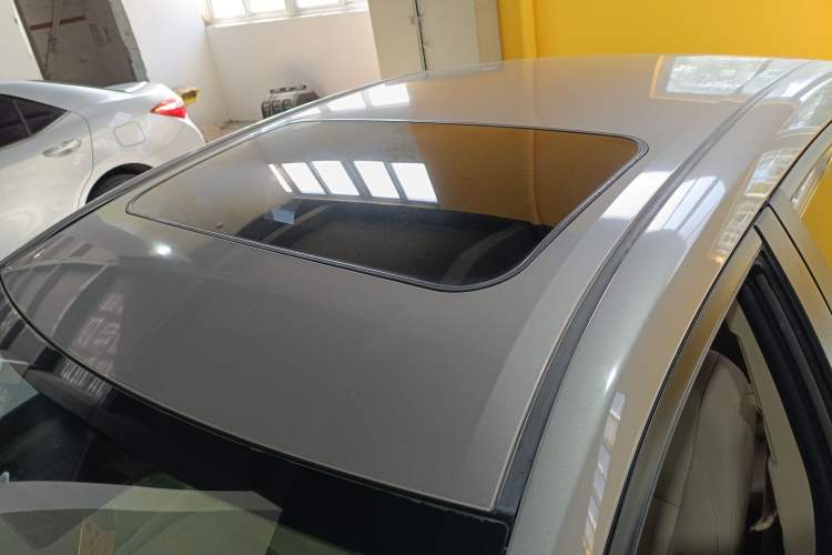 Used Toyota Corolla 2014 1.8L CVT Top-of-the-Line Version
