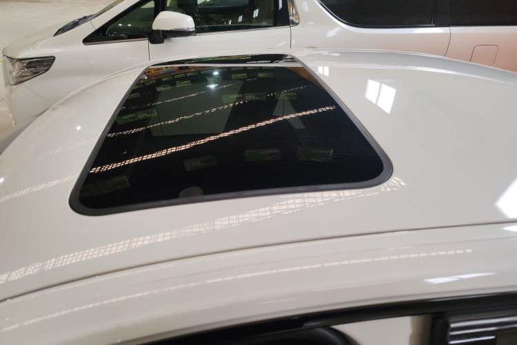 Used BMW 3 Series 2018 320Li Leading Model M Sport Package
