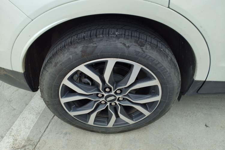 Used Cadillac XT5 2022 2.0T Four-Wheel Drive Luxury Version (Hummingbird Edition) Exterior 5