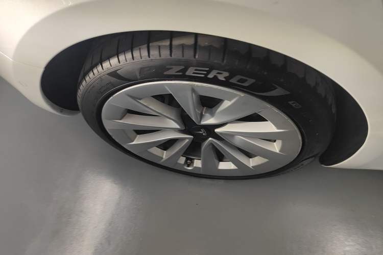 Used Tesla Model 3 2022 Rear-Wheel-Drive Version
