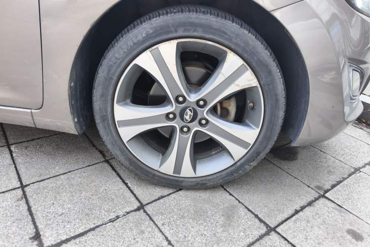 Used Hyundai Elantra (5th Generation / Langdong) 2013 1.6L Automatic Luxury Model