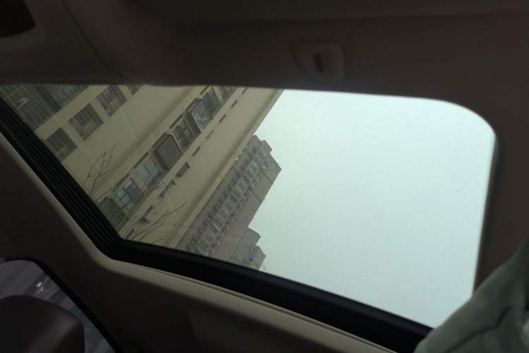 Used BMW 5 Series 2014 525Li Luxury Design Package
