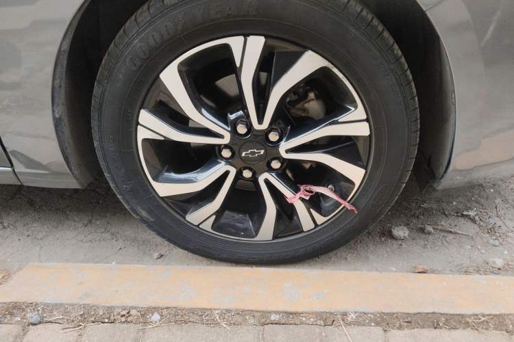 Used Chevrolet Monza 2019 RS 330T Automatic Comfort Edition China VI Standard
