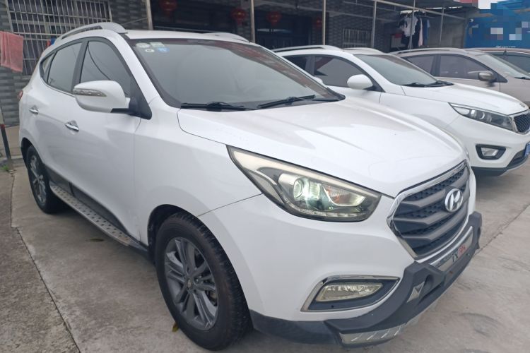 Used Hyundai ix35 2015 2.0L Automatic 2WD Smart Version China V Standard
