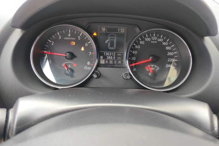 Used Nissan Qashqai 2012 2.0 XL Fire CVT 2WD Instrument Cluster