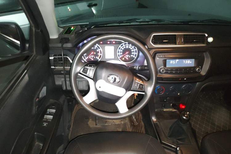 Used Great Wall Wingle 5 2021 1.5T Two-Wheel Drive "Dry Meal" Edition Value Model with a 1680mm Cargo Bed Equipped with GW4G15K Engine
