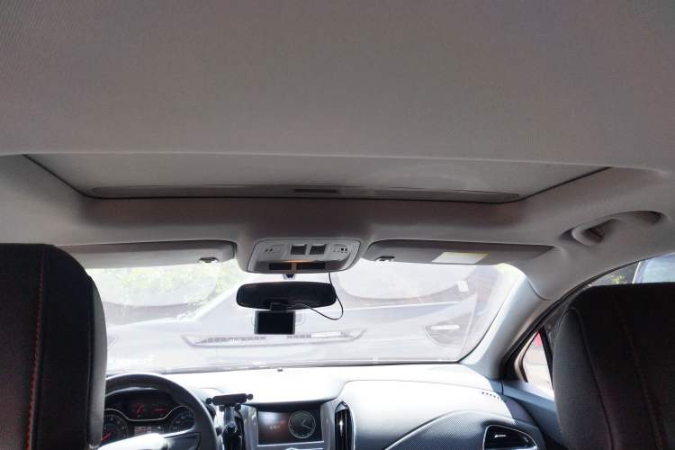 Used Chevrolet Cruze 2018 Redline 320 Automatic Pioneer Edition
