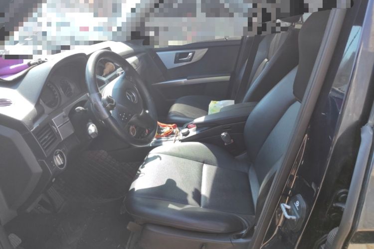 Used Mercedes-Benz GLK-Class 2011 GLK 300 4MATIC Dynamic Model Left Front Seat