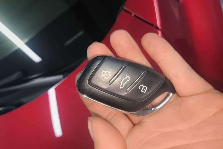 Used MG 4 EV 2022 520 km Luxury Edition Interior 1