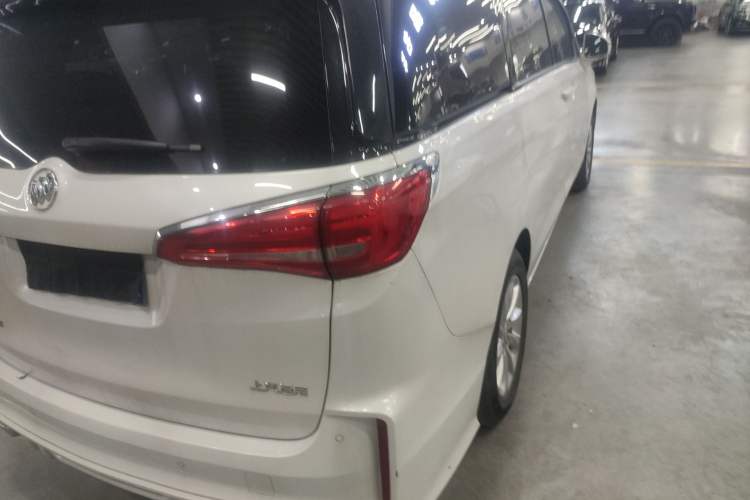 Used Buick GL8 2018 ES 28T Comfort Model China VI Standard