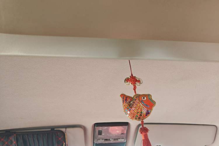 Used Jinbei Hiace X30 2013 1.3L Standard Version
