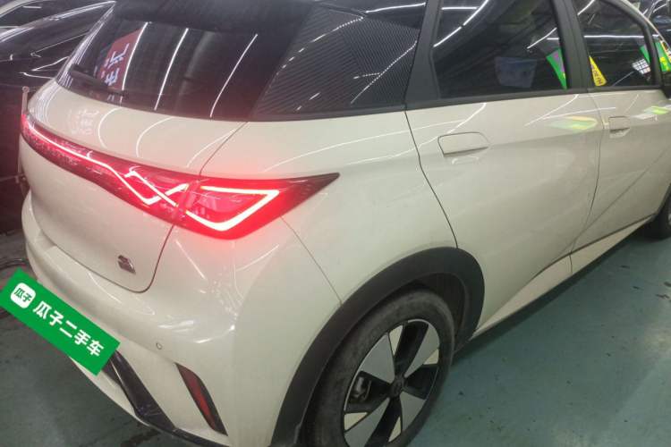 Used BYD Dolphin 2023 420 km Fashion Edition
