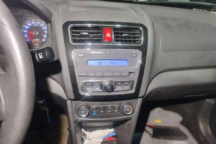 Used JAC Group Heyue A13RS 2014 CROSS 1.3L Manual Comfort Model