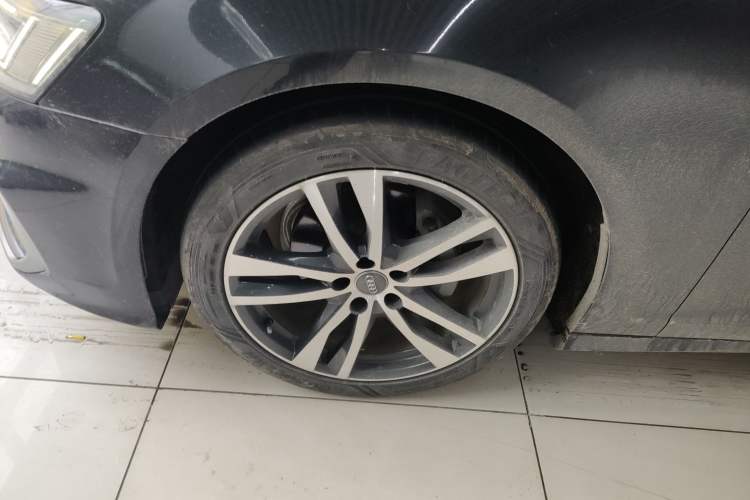 Used Audi A6L 2019 40 TFSI Luxury Dynamic Model Exterior 4