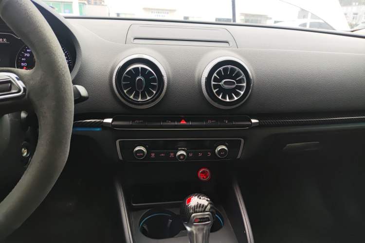 Used Audi A3 2015 Limousine 45 TFSI S line Luxury Model