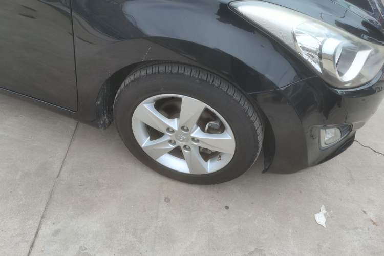 Used Hyundai Elantra (5th Generation / Langdong) 2012 1.6L Manual Leading Model