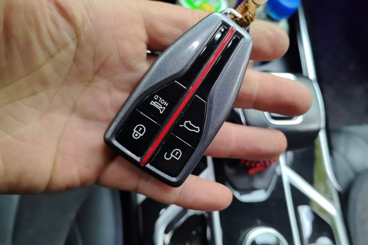 Used Hongqi HS5 2022 2.0T Smart Connect Flagship Edition Vehicle Key