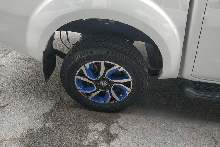 Used Dongfeng Ruichi 6 2020 EV model
