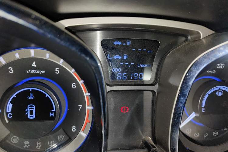 Used JAC Refine S5 2015 1.5T Manual Comfort Model
