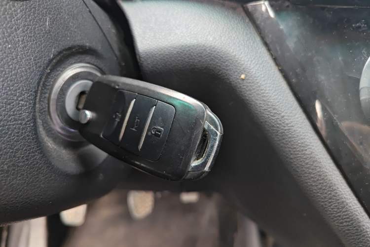 Used Jinbei 750 2016 1.5L Flagship Edition Vehicle Key