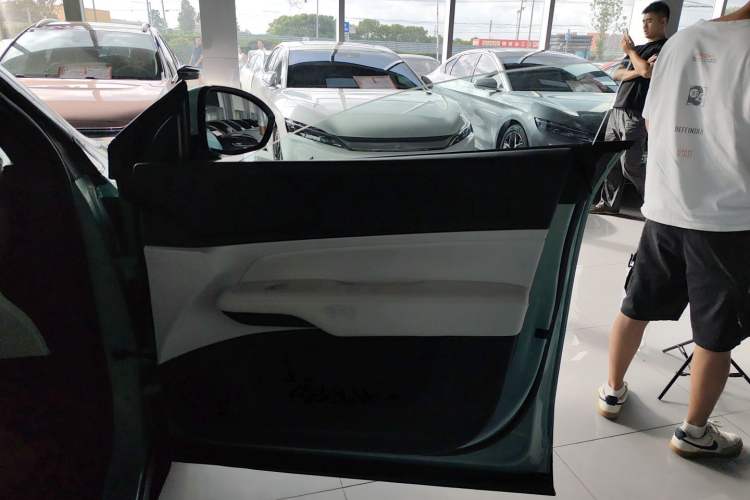 Used XPeng G6 2023 755 Ultra-Long Range Pro