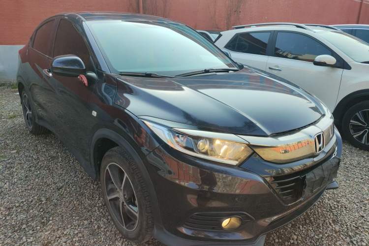 Used Honda Vezel 2022 1.5L CVT Phantom Night Pioneer Edition
