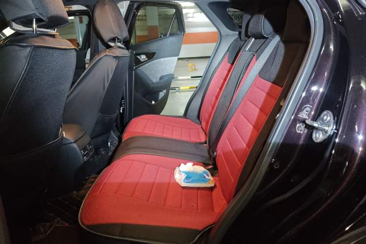 Used Mazda CX-4 2020 2.0L Automatic Two-Wheel Drive Blue Sky Exploration Edition Left Rear Seat