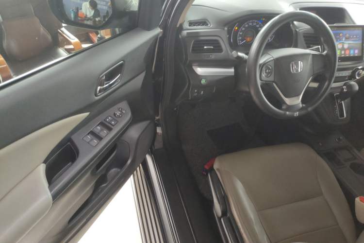 Used Honda CR-V 2016 2.0L two-wheel drive Urban Edition