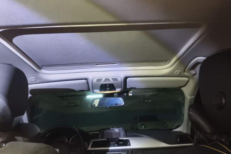 Used BMW 3 Series 2015 320Li Luxury Edition Fashion Model Headliner