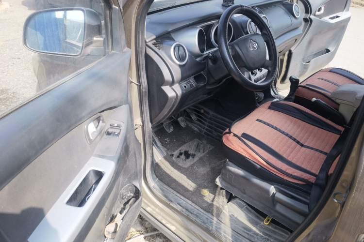 Used CHANGAN KAICHENG Ounuo S 2014 1.5L Base Version Driver Seat