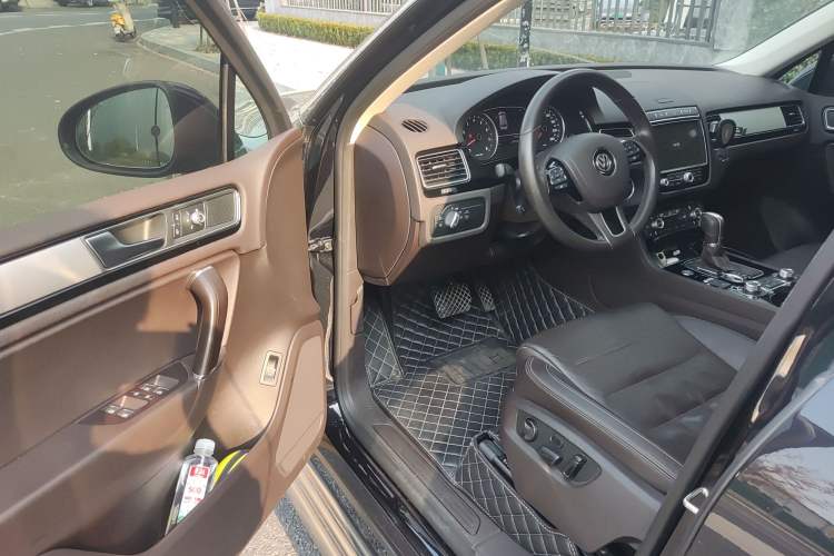 Used Volkswagen Touareg 2017 3.0 TSI Touareg Edition